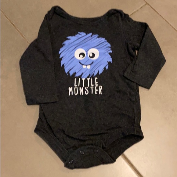 Set of Boys 12-18mth Onsies - Picture 10 of 10